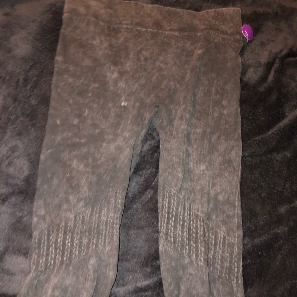 Cropped workout pants